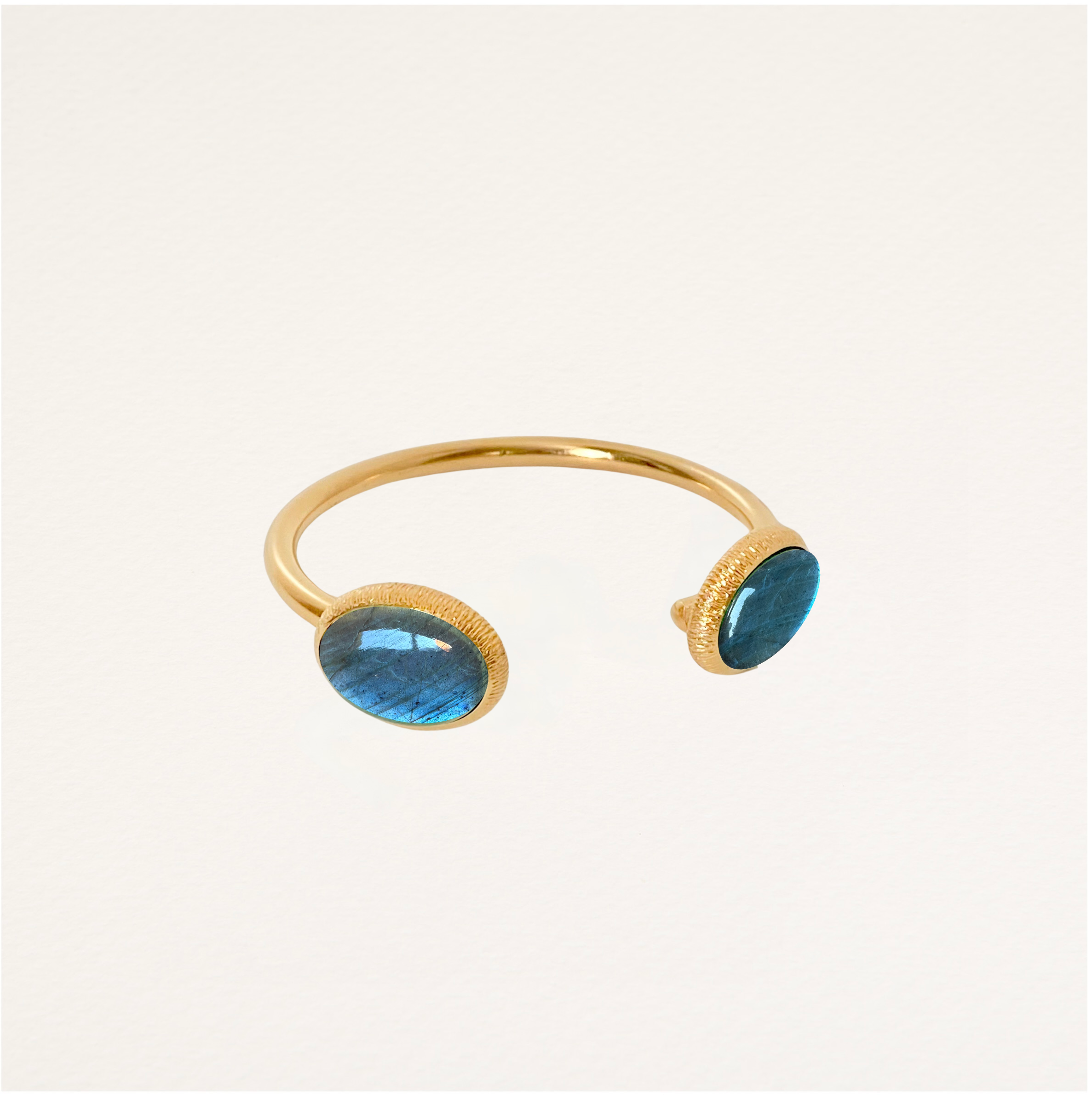 Bracelet en pierres fines (agate dans les tons de vert) - Claire Alacoque Bracelet en pierres fines (agate dans les tons de vert) - Claire Alacoque