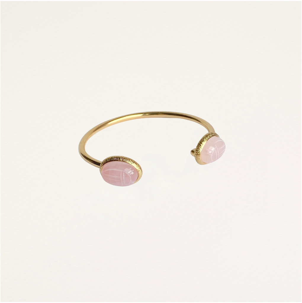 bracelet jonc, scarabée, quartz rose, pierre semi précieuse