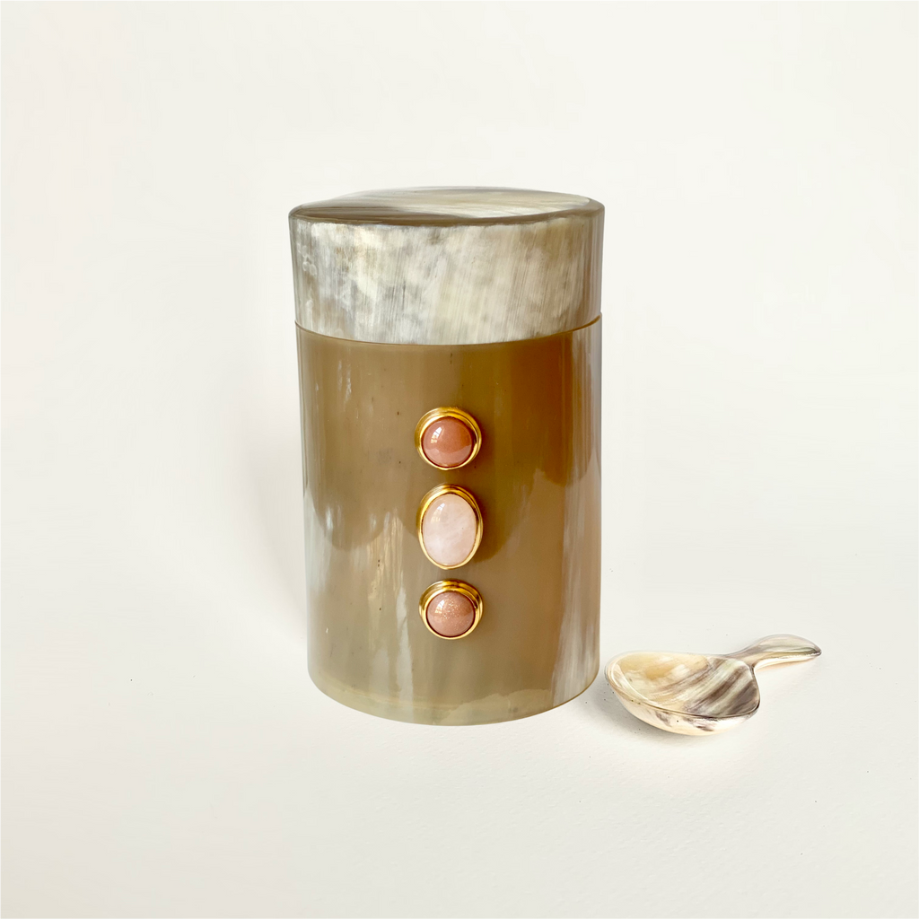 boîte à thé en corne, objets déco, quartz rose, pierre de lune orange,  pierre semi-précieuse